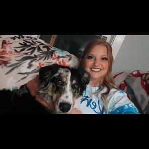 Meet your Posher, Holly